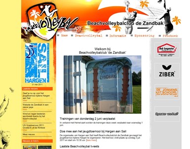 De website van beachvolleybalclub de Zandbak is in een nieuw jasje gestoken